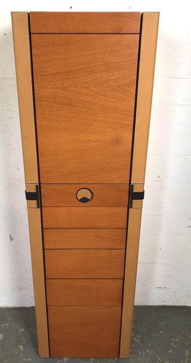 Italian side lock jewelry cabinet (1 of 6)
