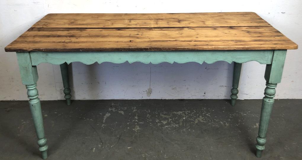 Country Farmhouse Table (1 of 5)