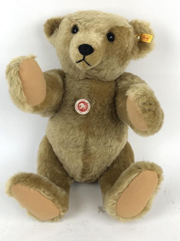 Steiff Teddy Bear (1 of 6)