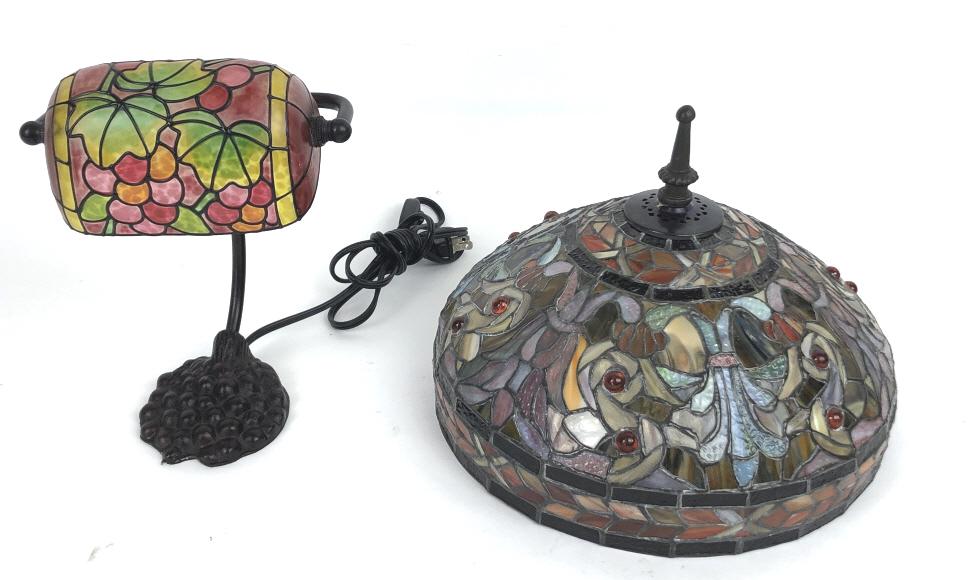 Tiffany Style Desk Lamp (1 of 4)