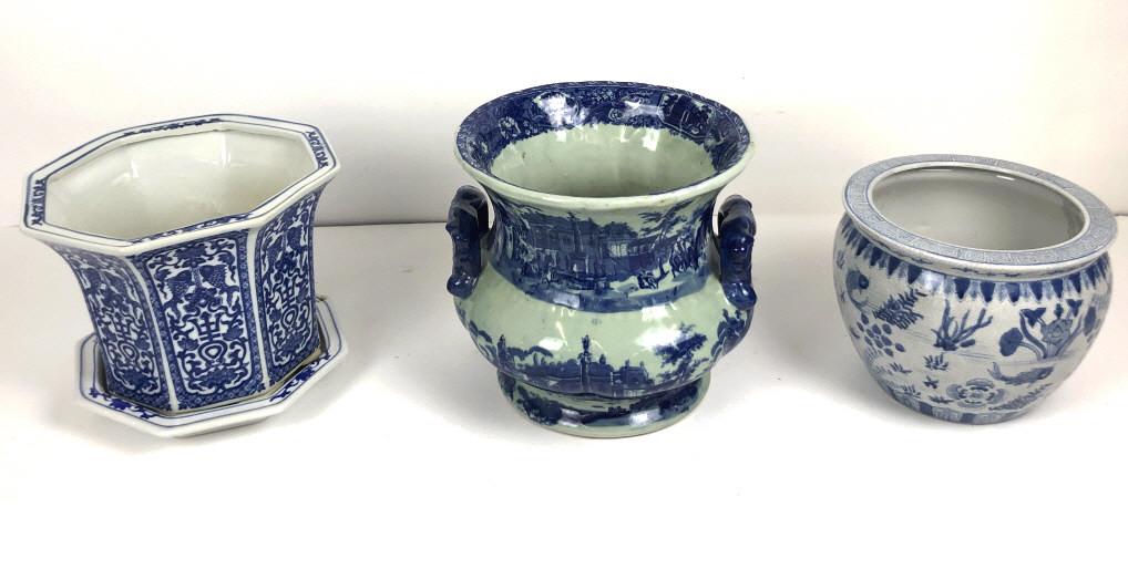 A Group of 3 Asian Style Porcelain Planters Largest is (1 of 5)