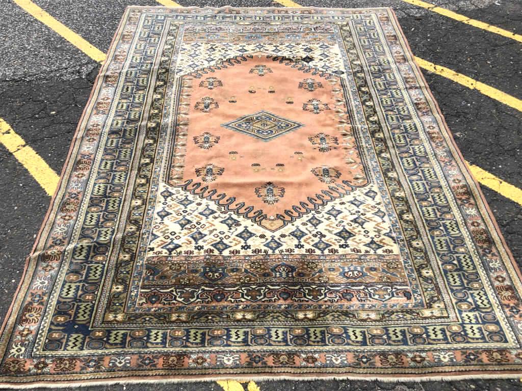 Vintage Handwoven Roomsize Carpet 7'4"  x 11'. (1 of 6)