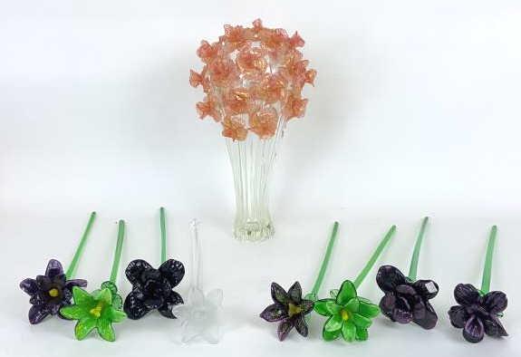 Murano Style Applied Flower Vase & Flowers 8 Flowers (1 of 9)