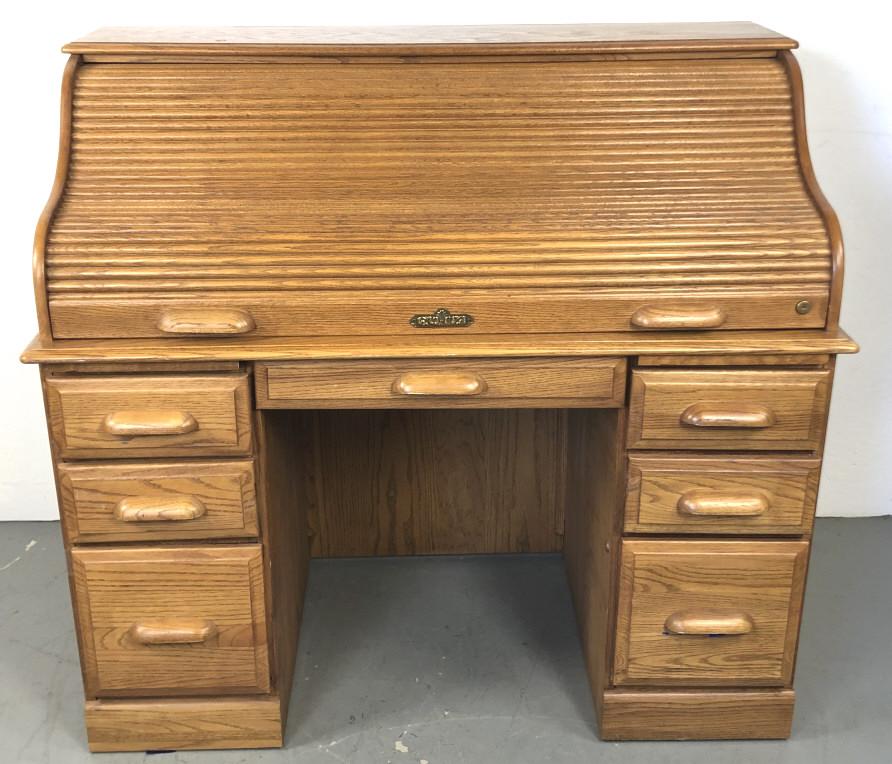 Oak roll top desk 45 1/2"h x 50"w x 28"d Condition, (1 of 6)