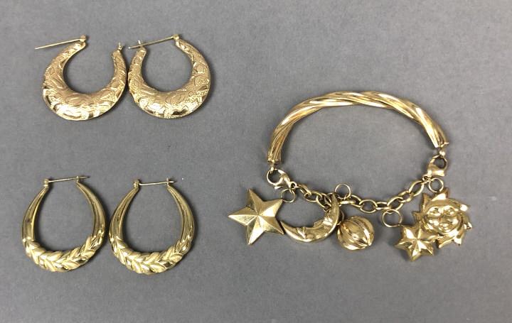 A 14K Gold Bracelet & 2 Prs of 14K Gold Earrings. (1 of 3)