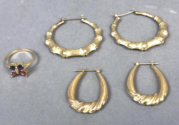 A 14K Gold Ring & 2 Pair of Earrings Apoprox.7.7 DWT (1 of 3)