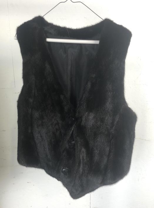 Mink Vest Size medium. 24" long. Condition, good (1 of 5)