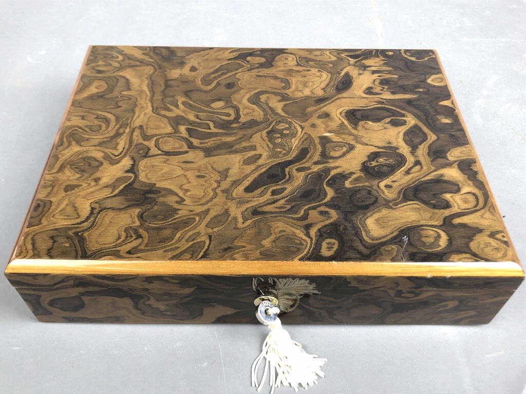 Gigilo Alasla Italian Jewelry Box: 3"h x 12 1/2"w x 9 1/2"d Condition, some scratches and scuffs
