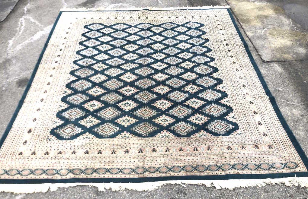 Pakastani Green Geometric Design Rug (1 of 7)