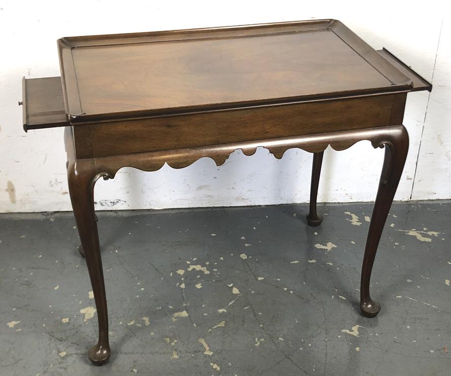 Kittinger Mahogany Side Table w 2 Candle Pullouts (1 of 4)