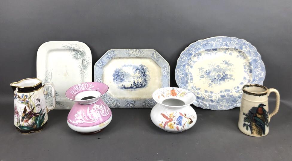 A Group 7 Porcelain Articles (1 of 13)