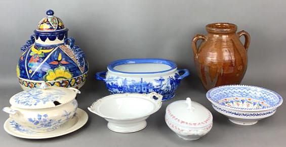 Group of 7 Porcelain and Other Table Articles (1 of 18)