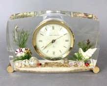 Phinney-Walker Fish Tank Clock: 4"h x 6.5"w x 1.75"d Condition, slight wear and scratches to metal, untested.