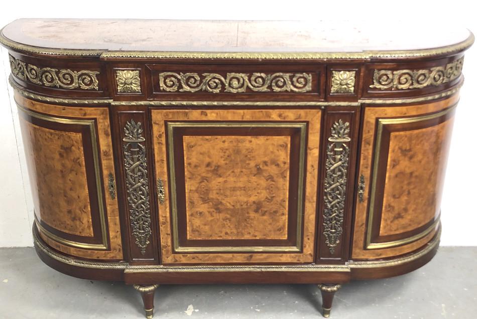 Louis XVI style mahogany and burl wood commode: Louis XVI style mahogany and burl wood commode. 38 1/4"h x 61 1/2"w x 18 3/4"d Condition, some chipped and cracked veneer