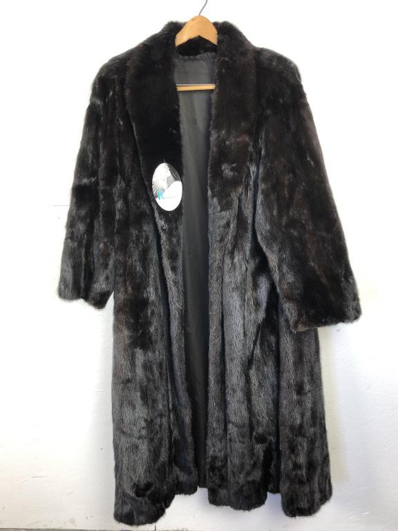 Extra Large Full Length Mink Coat: Extra Large Full Length Mink Coat . Overall length is 56"h. Condition, light wear