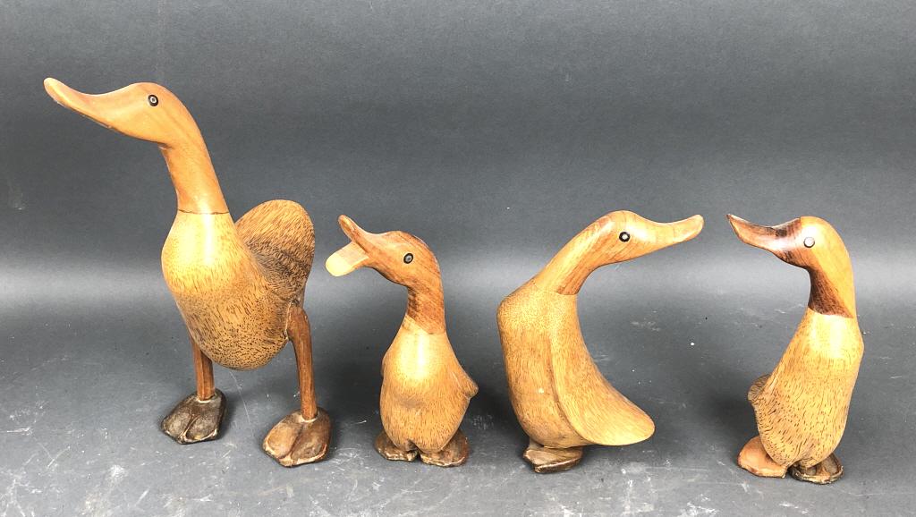 Group of 4 Wooden Ducks Signed DCUK (1 of 7)