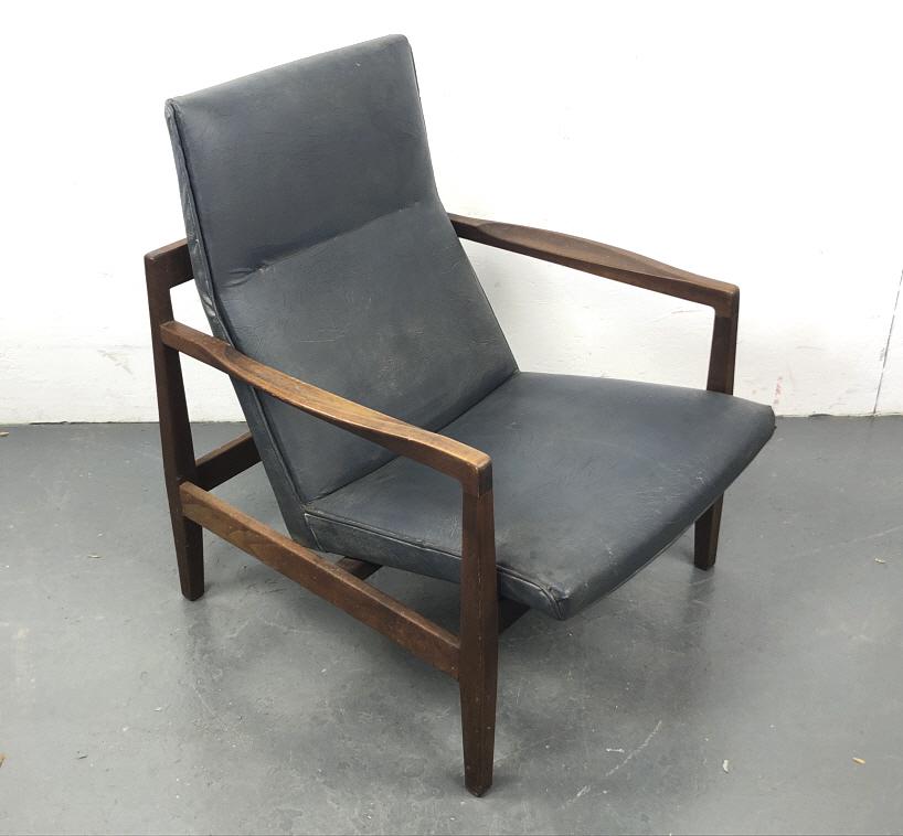 Jens Risom Teak & Vinyl Armchair: Jens Risom Teak & Vinyl Armchair. 32"h x 26 3/4"w x 30"d. Condition, some wear to finish, scratches and scuffs, needs cleaning