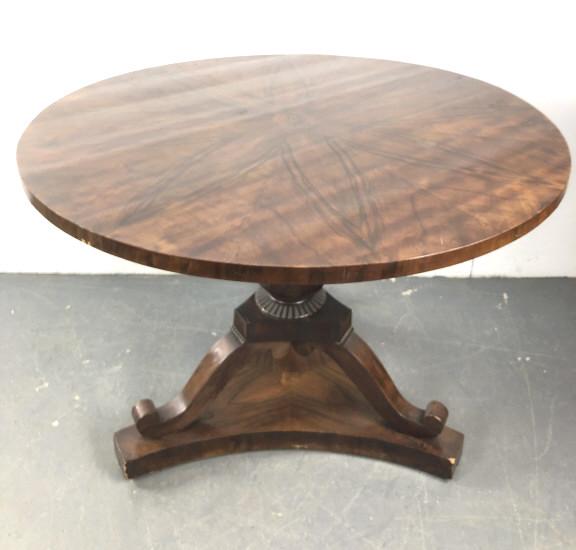 William the IV Walnut Breakfast Table (1 of 7)