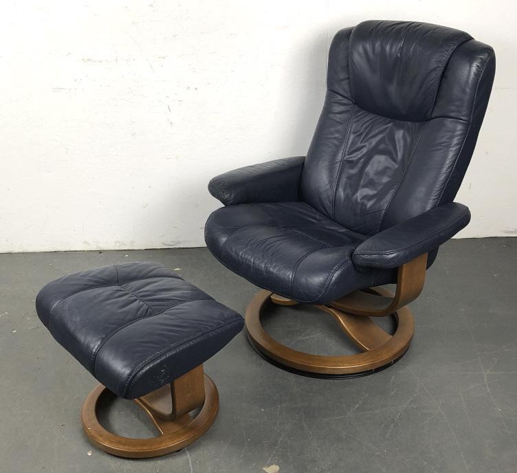 Contemporary Leather Swivel & Reclining  Armchair (1 of 7)