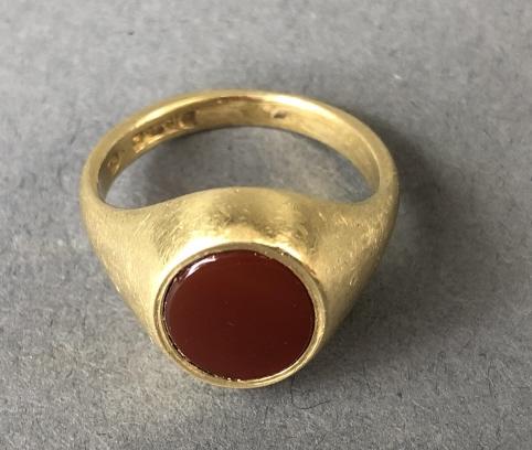 18K Gold & Precious Stone Signet Ring (1 of 4)