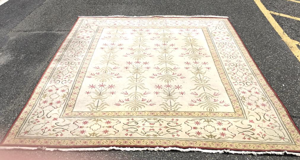 Floral Design Stark Carpet (1 of 6)