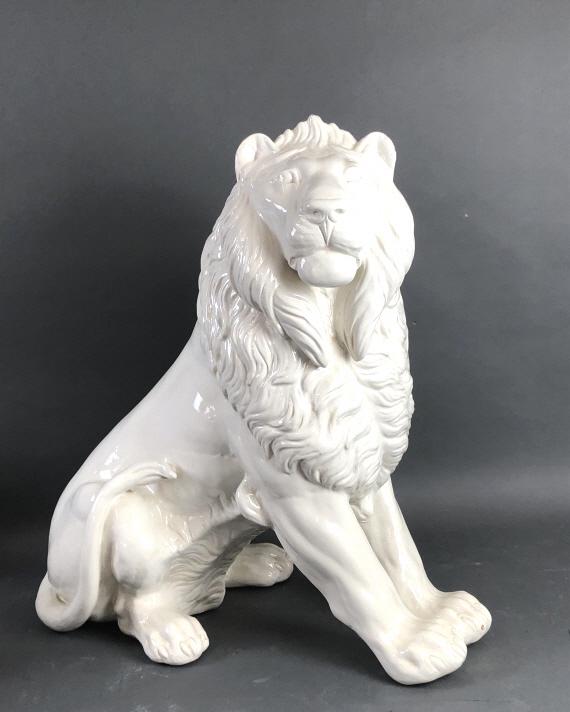 Large Ceramic Lion (1 of 9)
