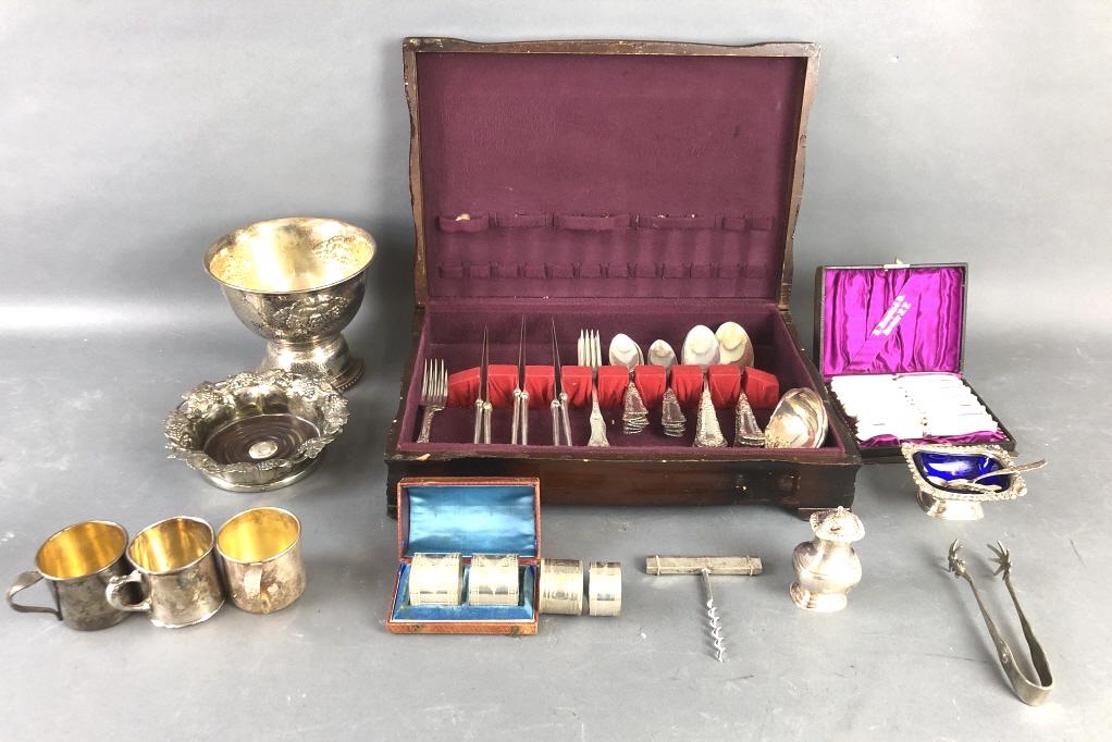 Group of Silverplated  Articles (1 of 7)