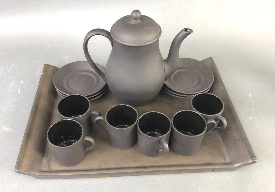 Wedgwood Basalt Tea Pot Cups And Saucers (1 of 7)
