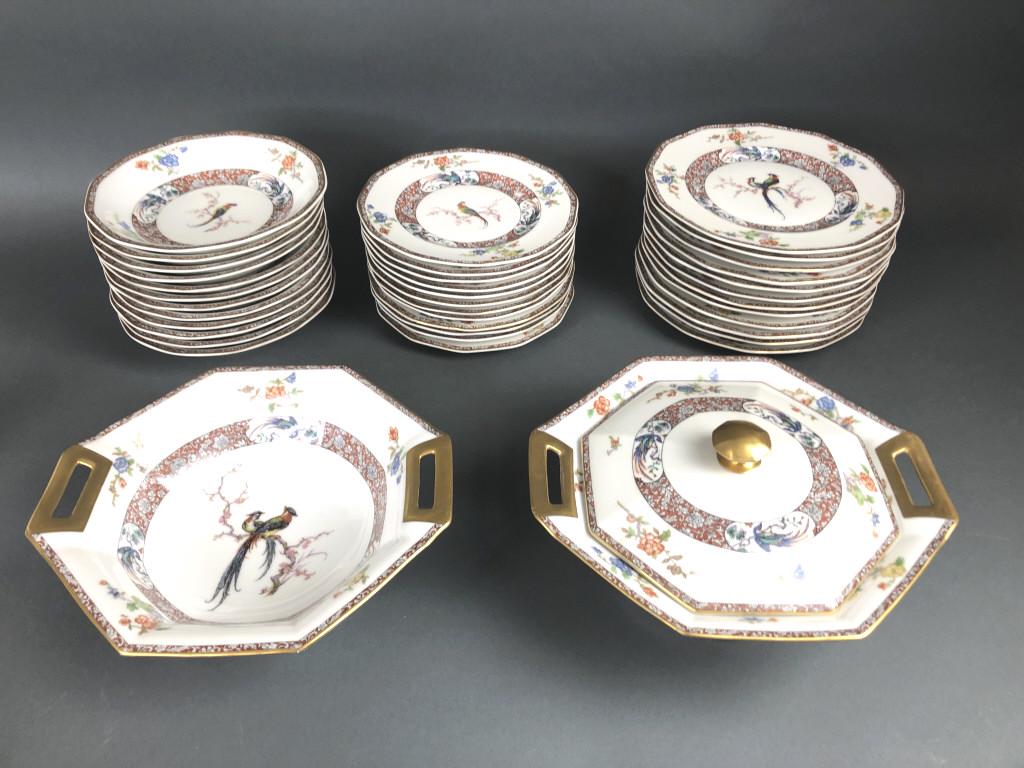 Theo Haviland  Partial Dinnerware Service (1 of 9)
