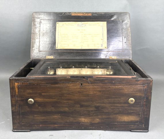 Fabrique de Geneve Antique Music Box (1 of 11)