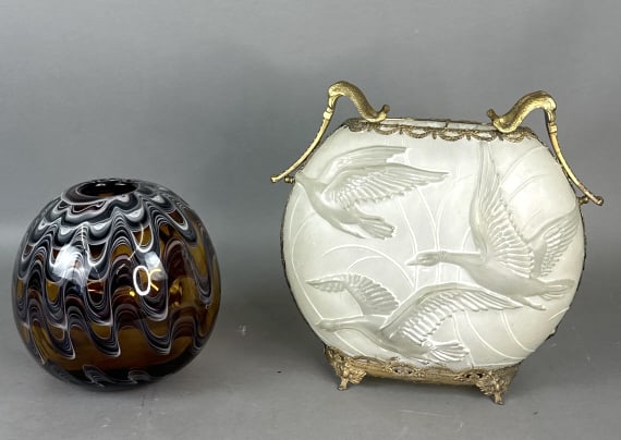 Consolidated Phoenix Art Glass Vase - Seagulls (1 of 9)