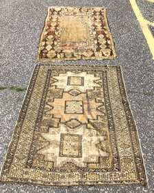 2 Antiques Scatter Rugs