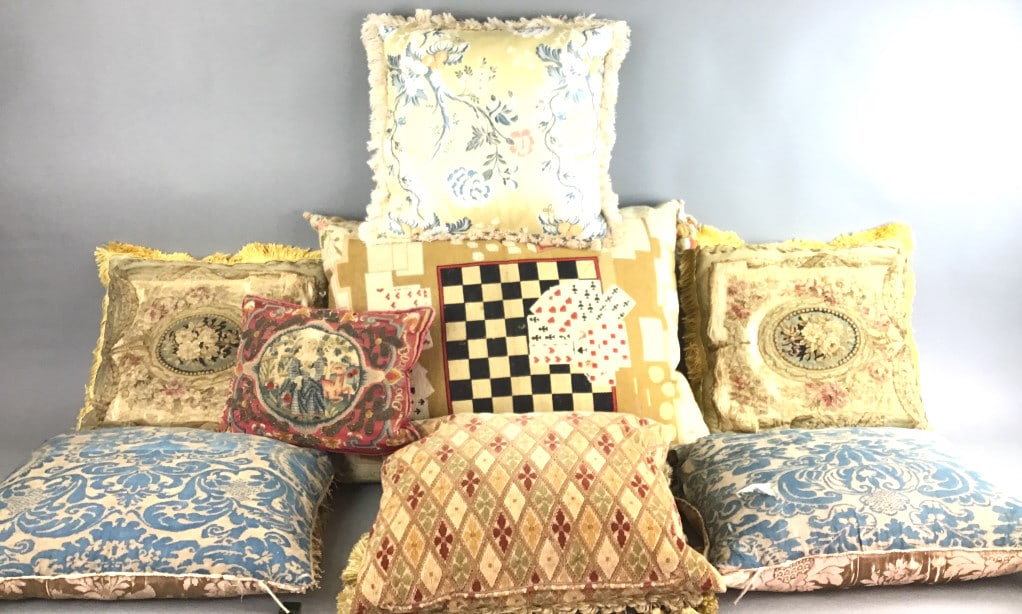 Group of Eight Pillows (1 of 19)