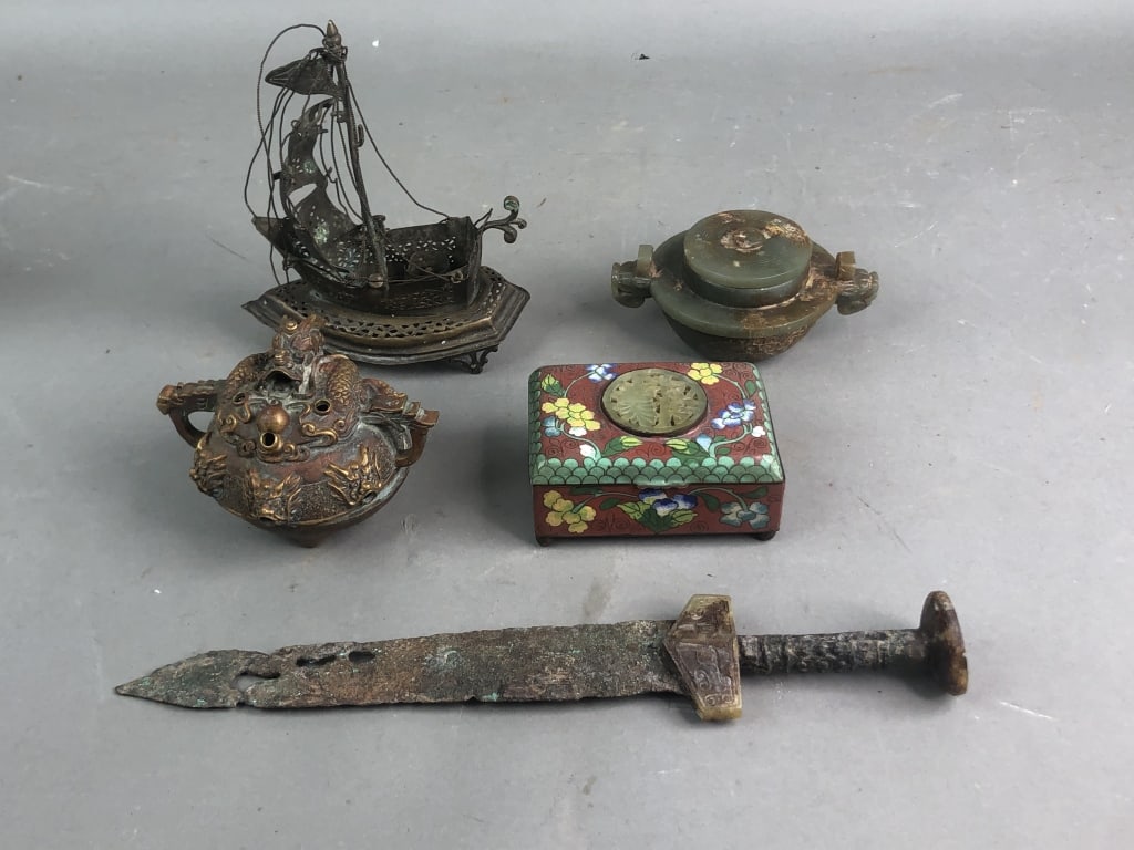 Five Asian Articles Including Bronze & Jade (1 of 13)