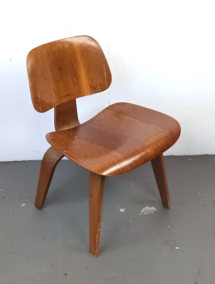 Charles Eames Lounge Chair LCW. Early Evans Label (1 of 5)