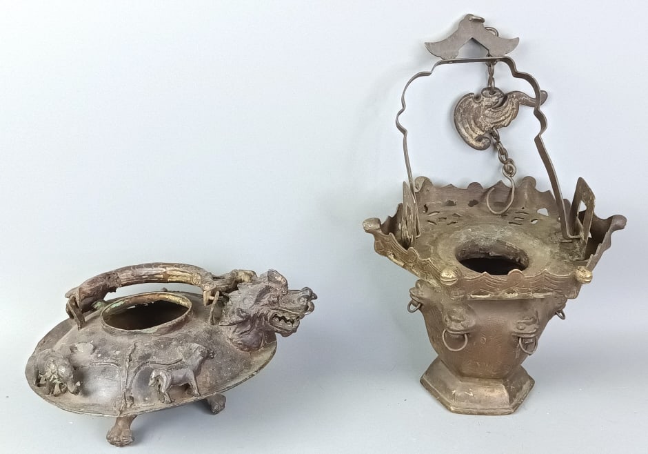 Two Chinese Bronze Censors (1 of 7)