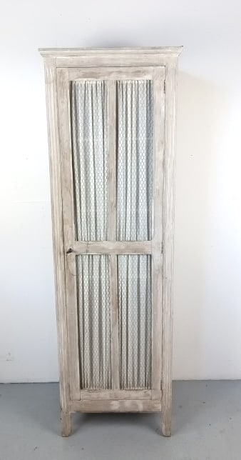 White Painted Armoire / Tall Cabinet (1 of 4)