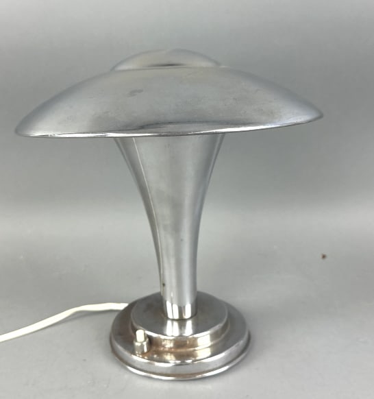 Chrome Art Deco Mushroom Form Desk / Table Lamp (1 of 8)