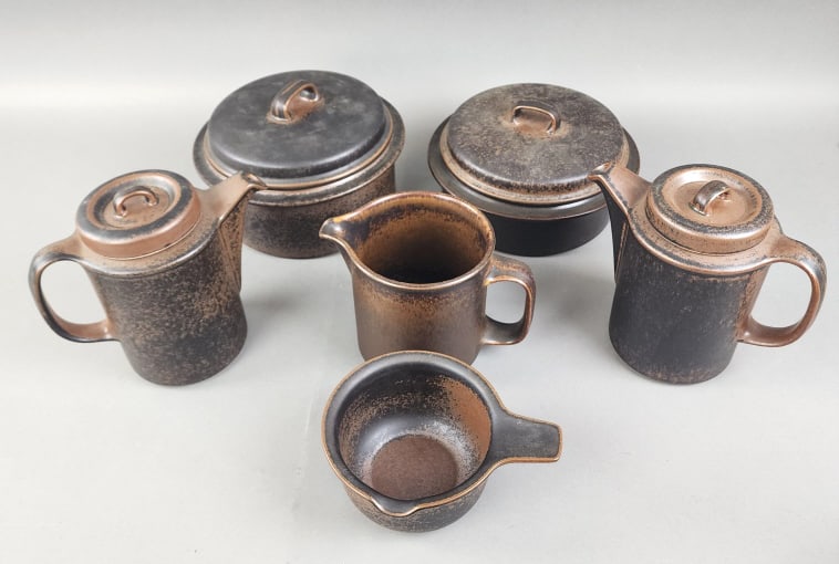 Arabia Finland Ruska Pottery 6 pc Set: Arabia Finland Ruska Pottery 6 piece Set. Tallest Tea Pot: 7 1/2"h Condition: Overall good.