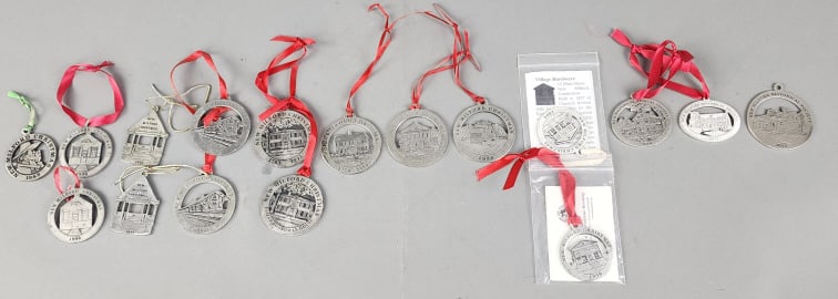 17 Woodbury Pewter New Milford Ornaments (1 of 5)