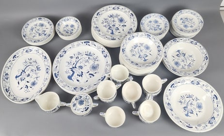 Doorn by Royal USA Dinner Set 'Blue Onion'