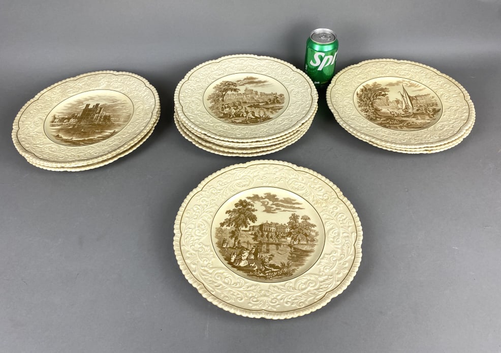 Set of 12 Royal Cauldon Dinner Plates (1 of 6)