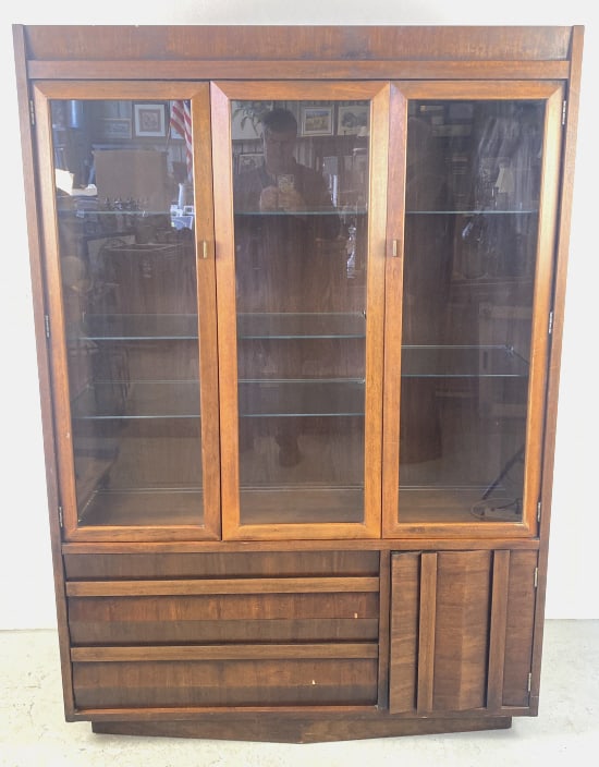 Lane MCM China Cabinet (1 of 8)