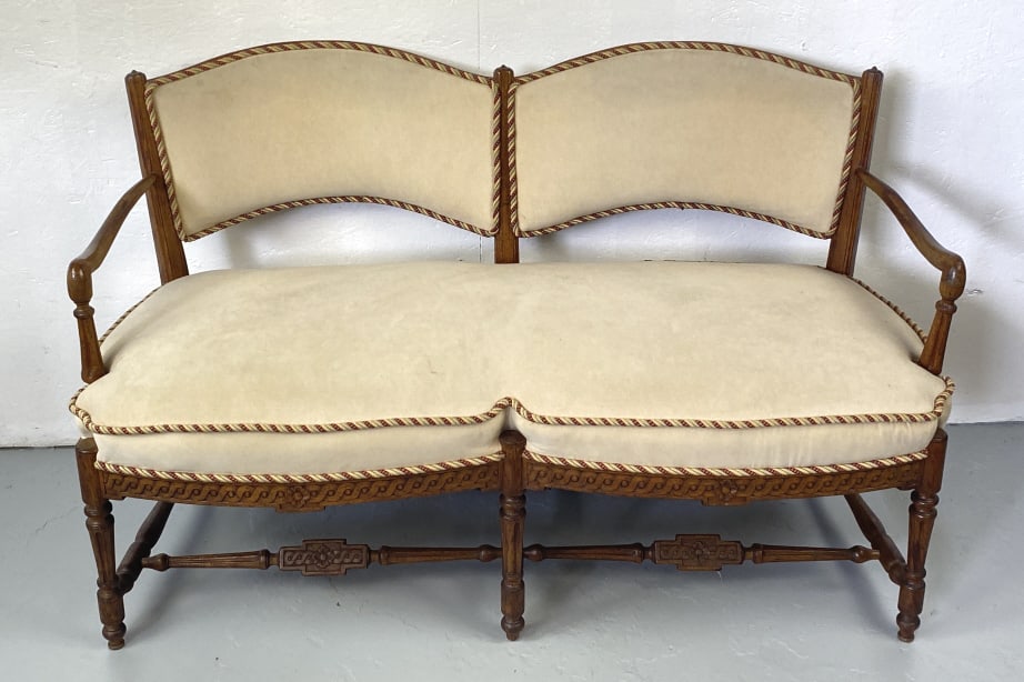 Louis XVI Style Upholstered Loveseat: Louis XVI Style Upholstered Loveseat. 31"h x 51"w x 26"d Condition: Some scratches, scuffs, claw marks on back stretcher.