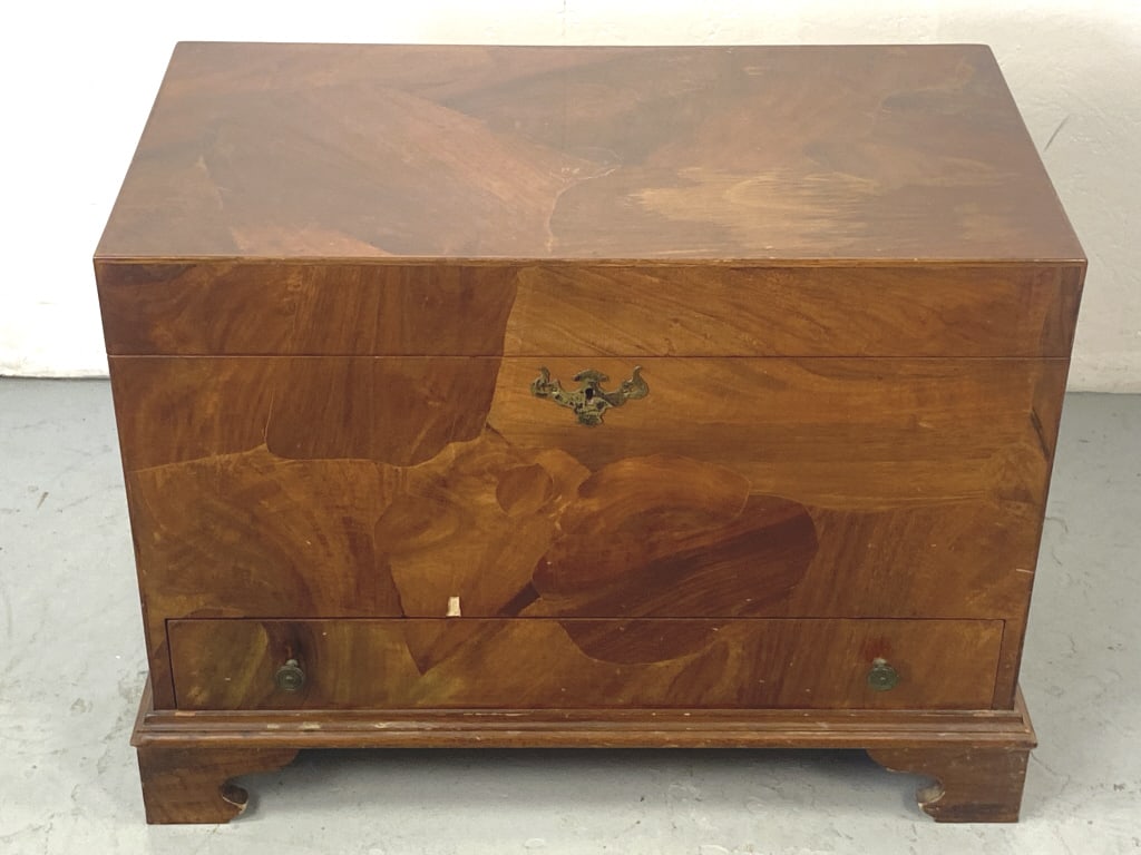 Olivewood One-Drawer Trunk: Olivewood One-Drawer Trunk. 22"h x 31"w x 18"d Condition: Overall wear, chipped veneer, scratches, scuffs,wear to finish.