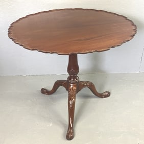 Georgian Mahogany Pie Crust Tilt Top Side Table