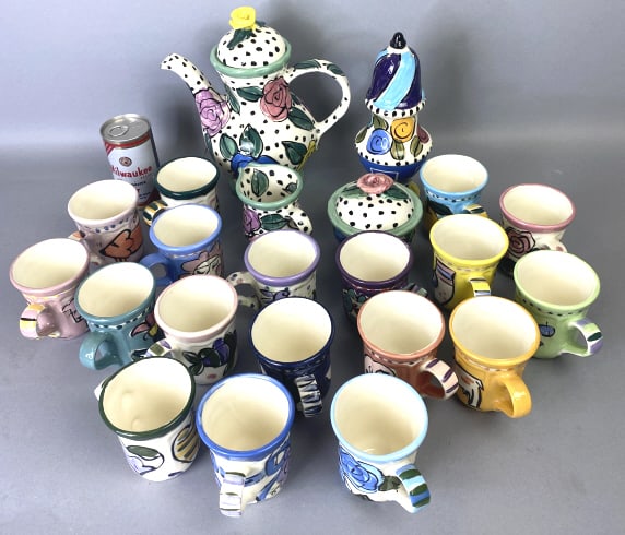 Group of Ceramic Tea Set Items (1 of 9)
