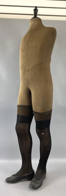 Antique Store Mannequin (1 of 5)