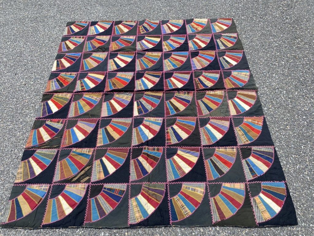 Fan Crazy Quilt Hand Made (1 of 3)