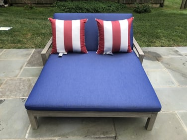Pottery Barn Love Seat Patio Lounger